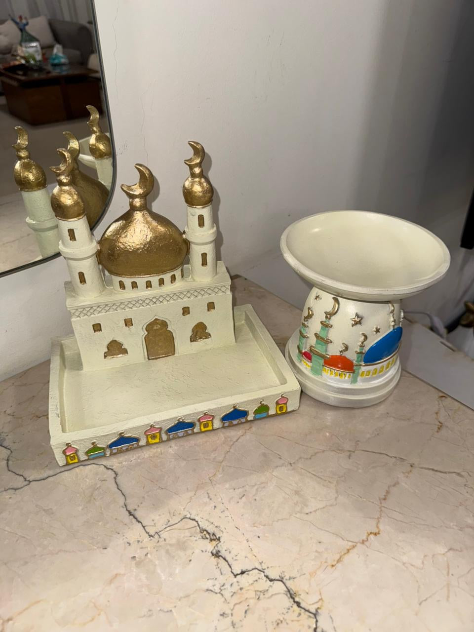 أشكال بورسلين للتسالي والتمر - Porcelain serving dishes for snacks and dates