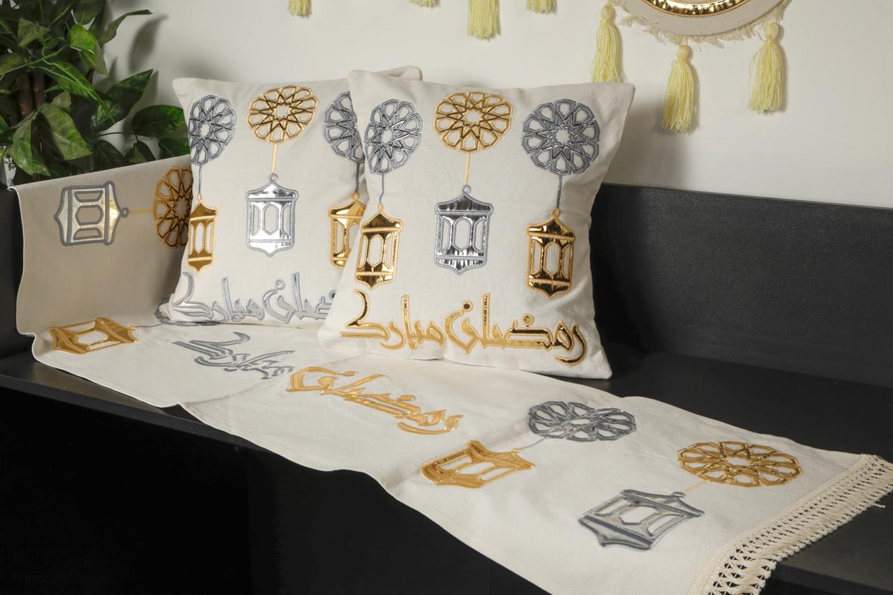 طقم رانر و٢ كفر كوشن تطريز - Embroidered runner & 2 cushion cover set