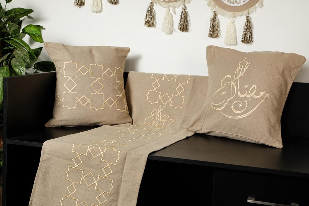 طقم رانر و٢ كفر كوشن تطريز - Embroidered runner & 2 cushion cover set