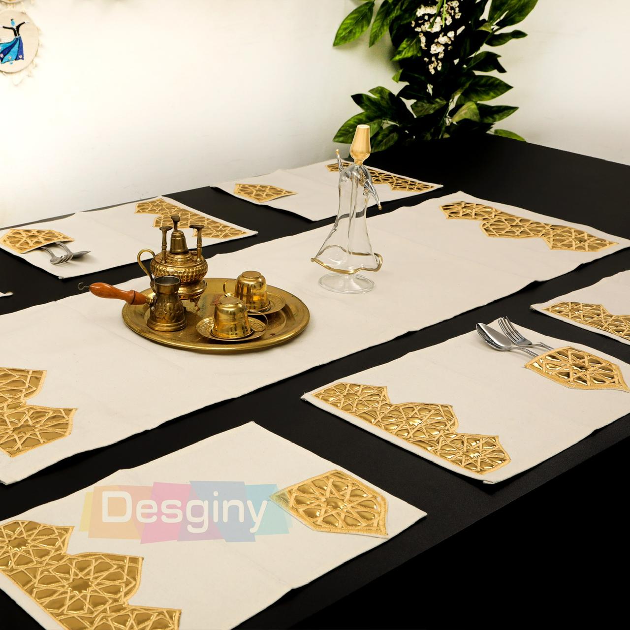 طقم سفرة مطرز بجلد مستورد بارز - Embroidered dining table set with raised imported leather