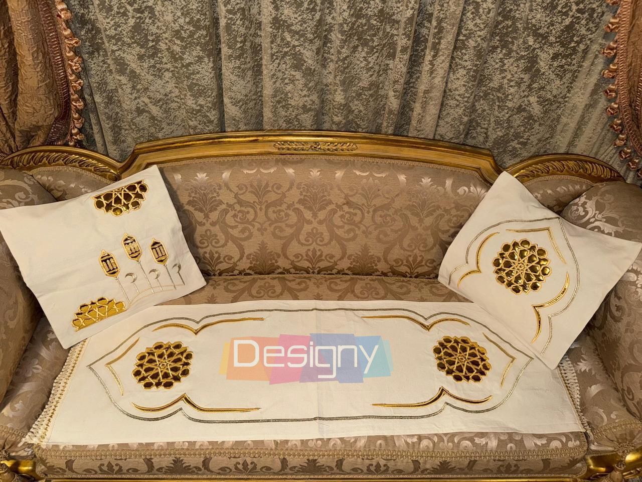 طقم رانر و٢ كفر كوشن تطريز - Embroidered runner & 2 cushion cover set