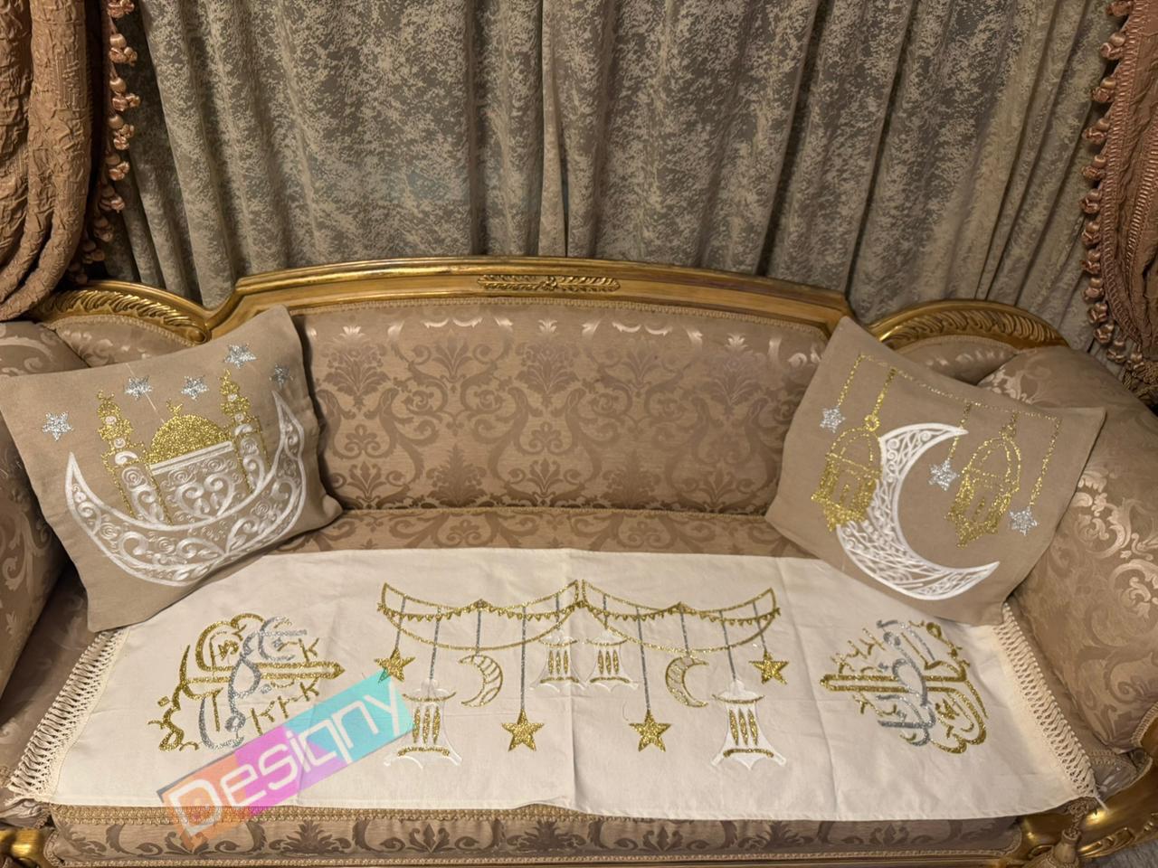طقم رانر و٢ كفر كوشن تطريز - Embroidered runner & 2 cushion cover set