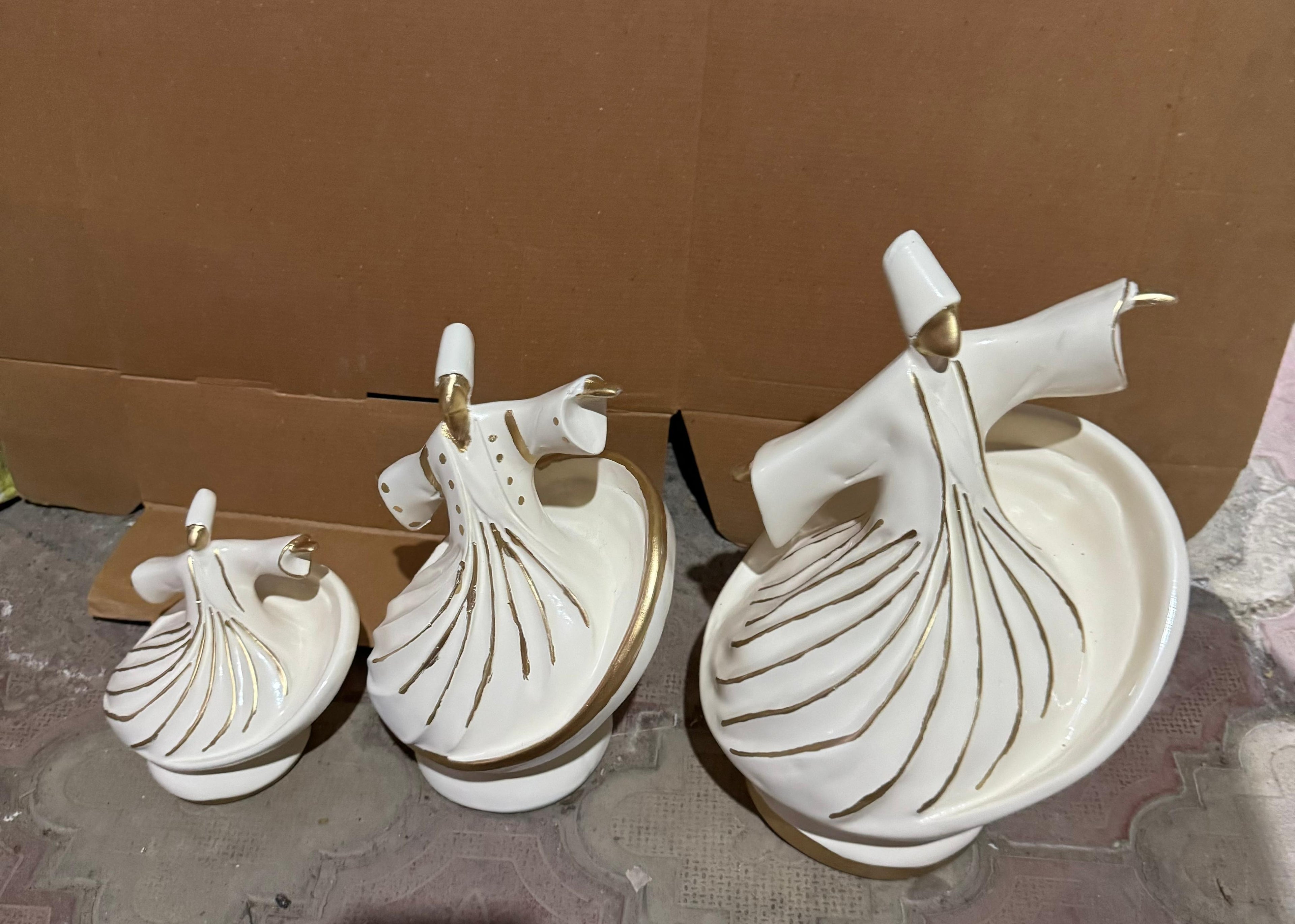 طقم تنورة - Skirt set