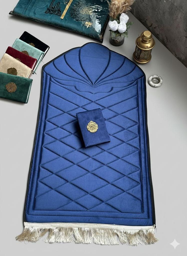 مصلية بشكل محراب - Prayer mat in mihrab shape