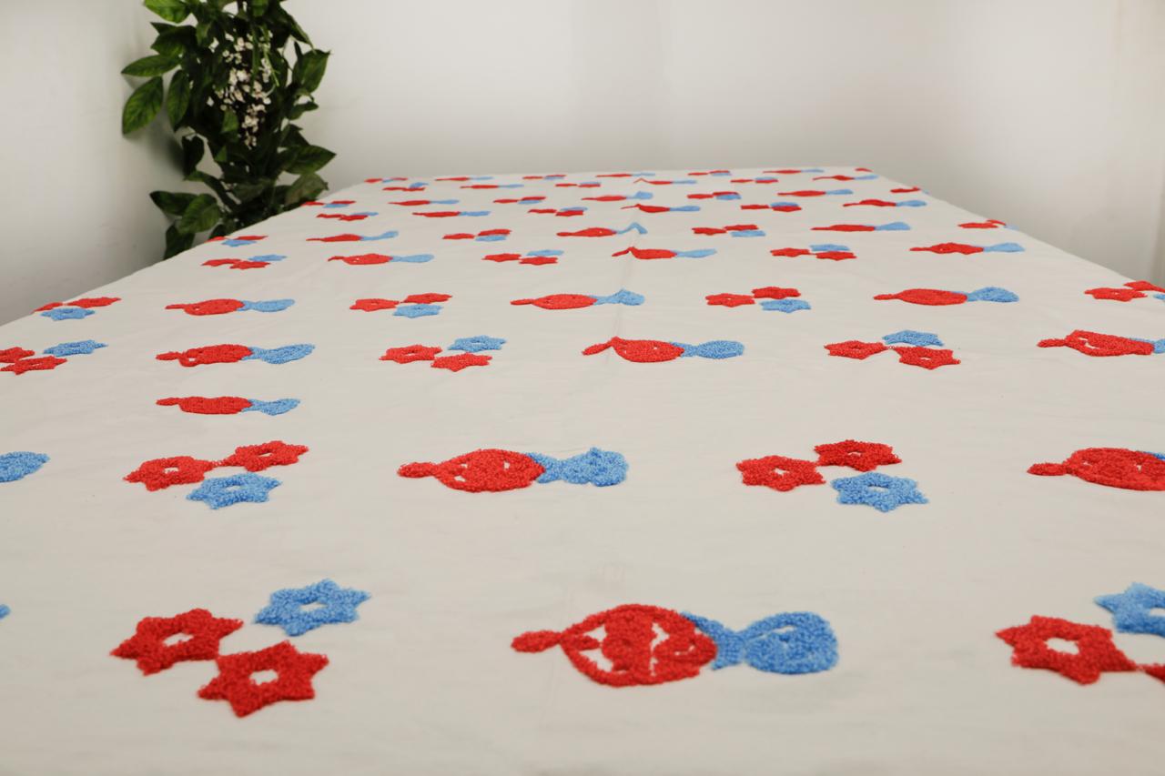 مفرش سفرة كبير مطرز - Large embroidered dining tablecloth