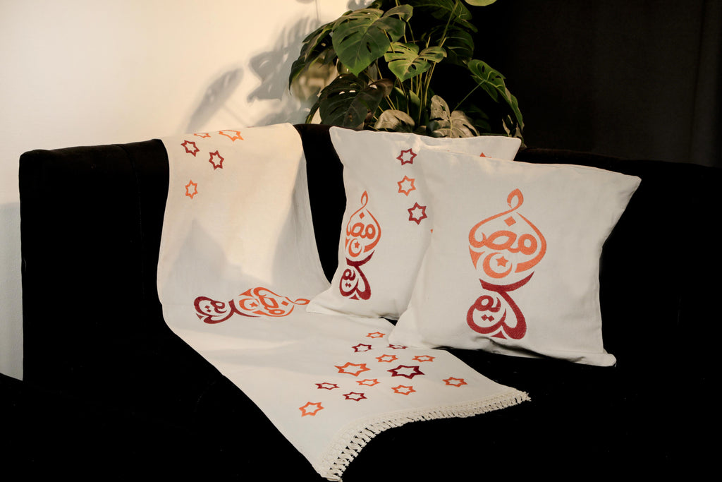 طقم رانر و٢ كفر كوشن تطريز - Embroidered runner & 2 cushion cover set