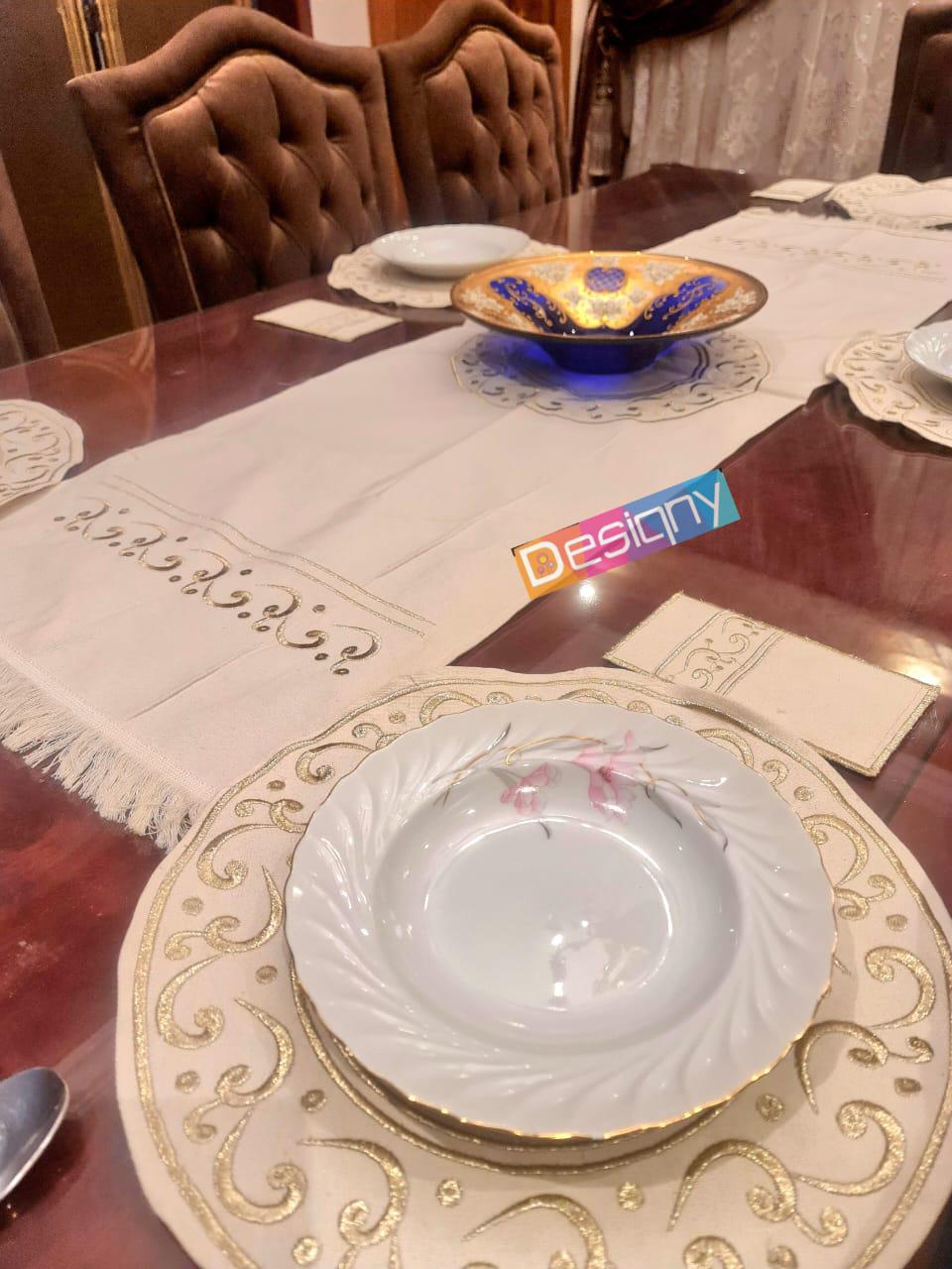 طقم سفرة مطرز بتصميم أنيق - Embroidered dining table set with an elegant design