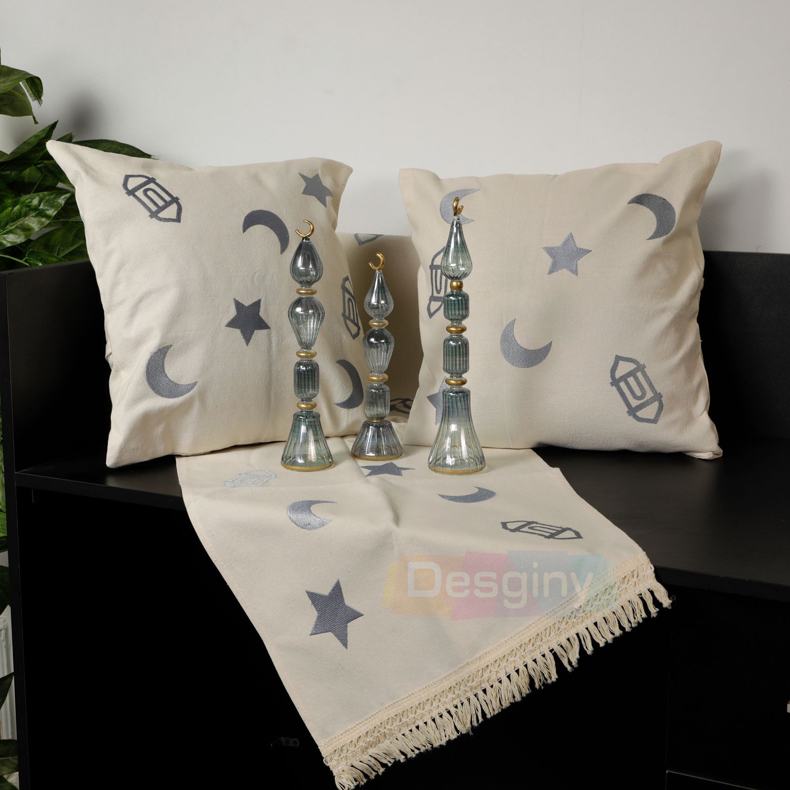 طقم مأذنة - A dining set