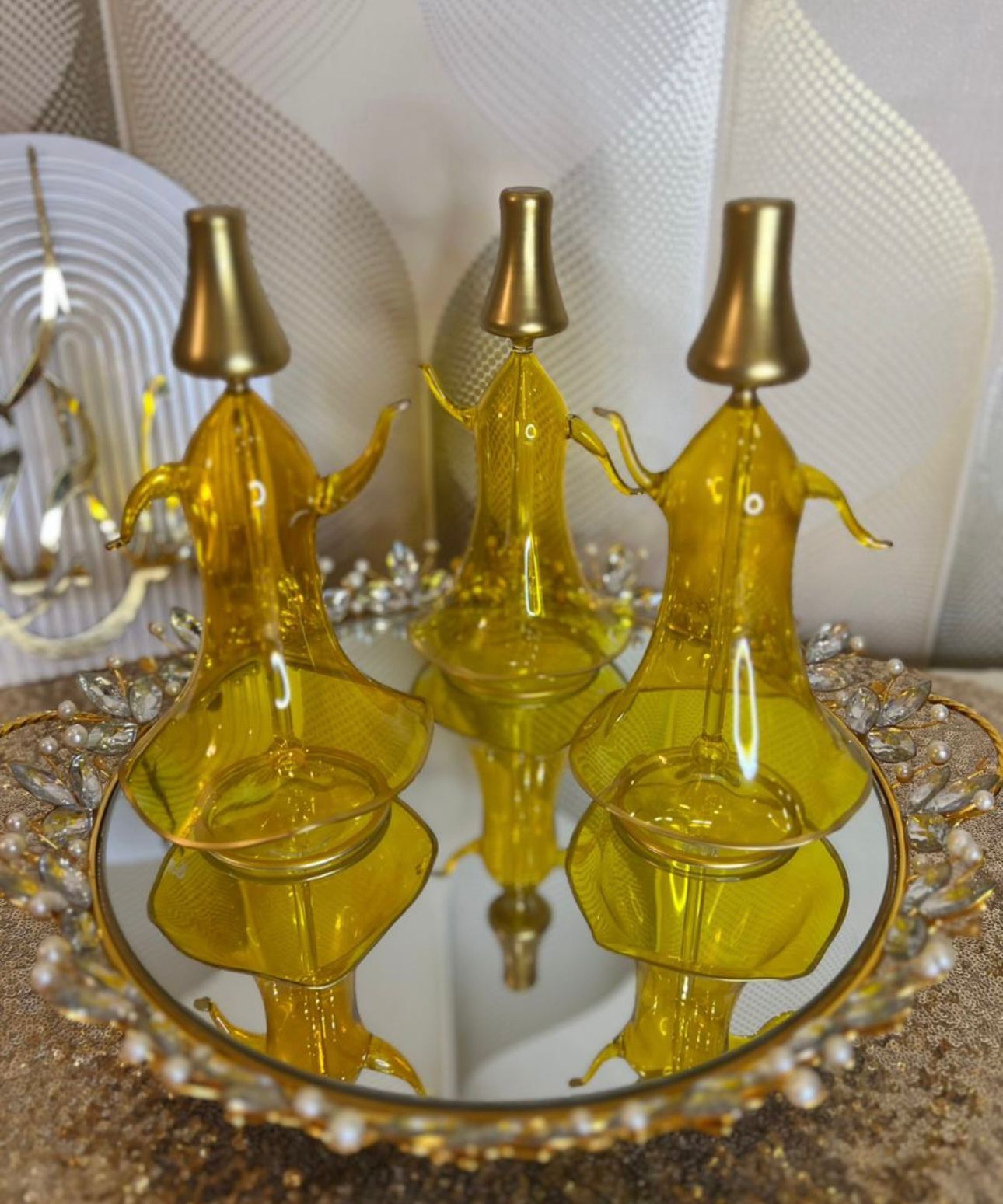 طقم مأذنة - A dining set