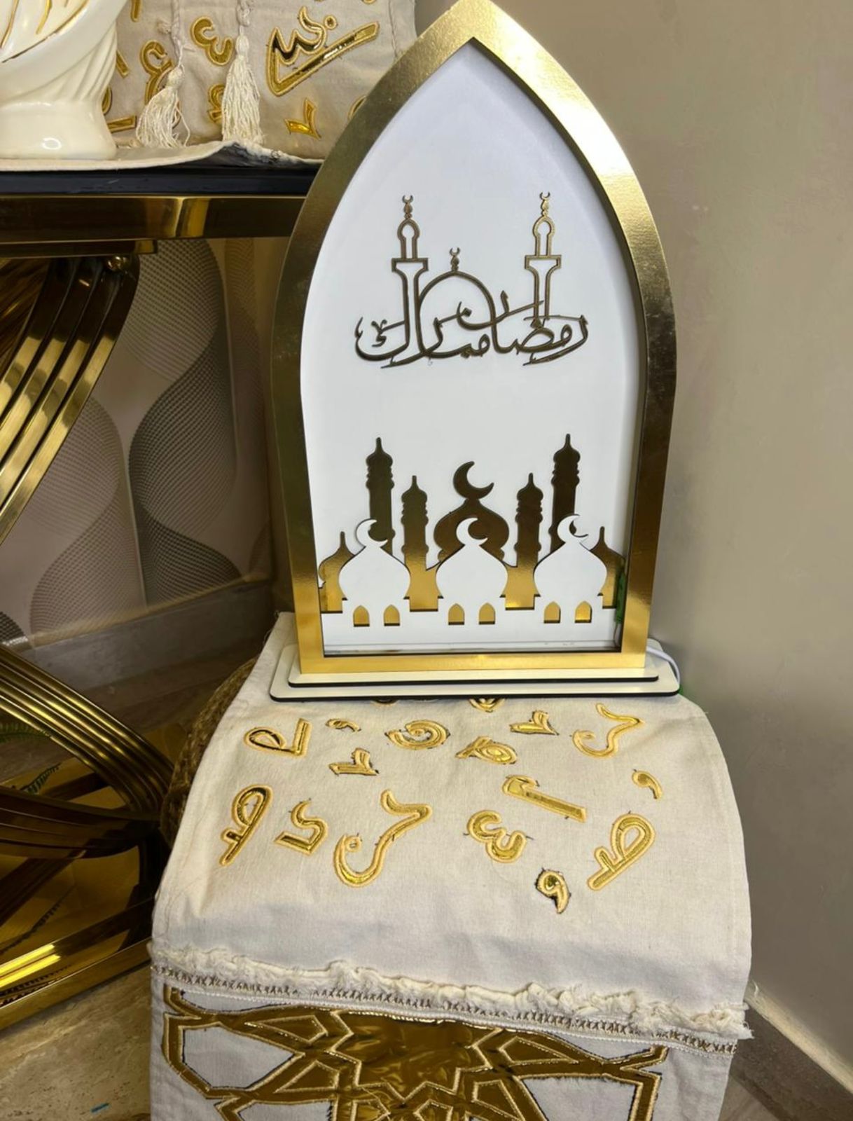 ستاند محراب مضيء - Illuminated mihrab stand