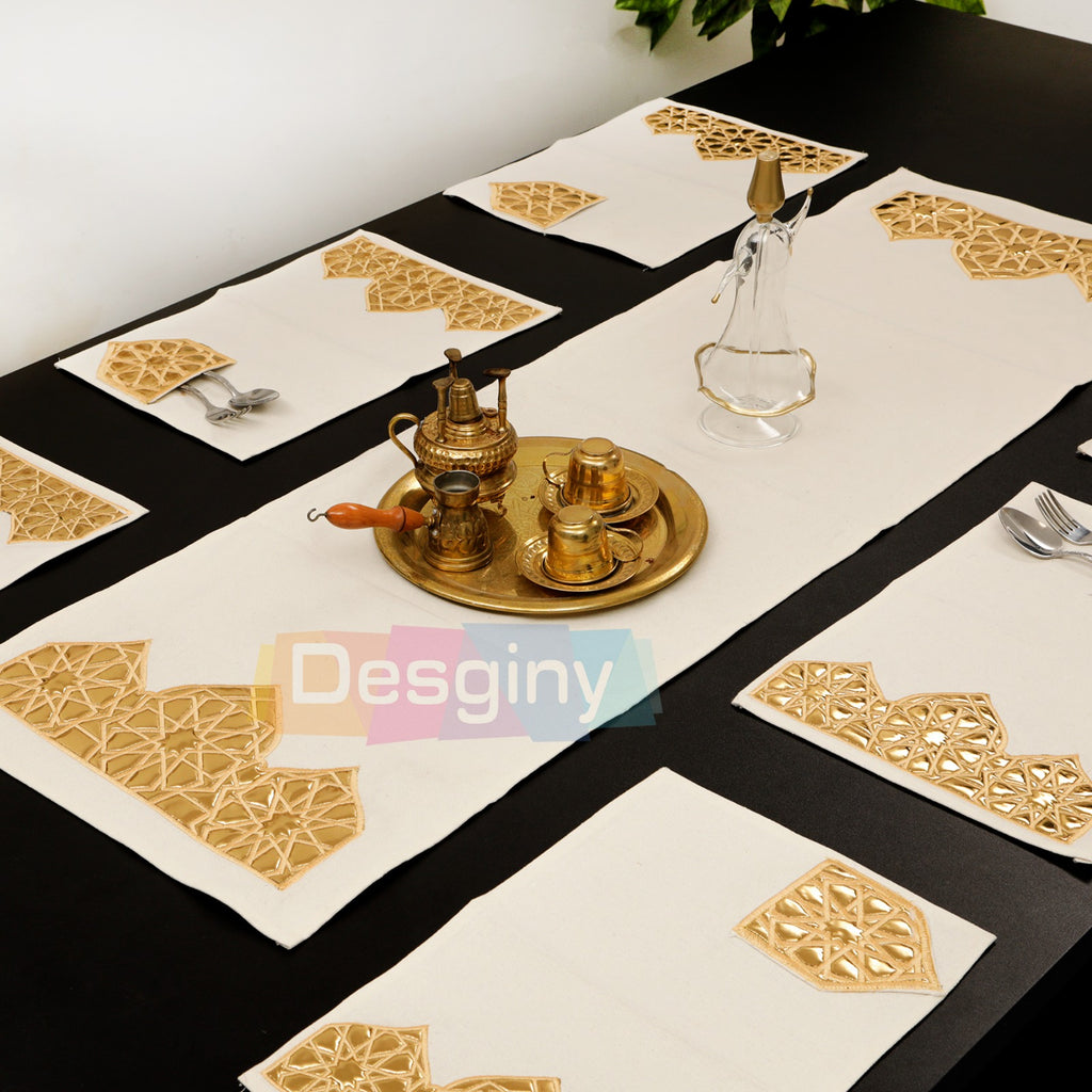 طقم سفرة مطرز بجلد مستورد بارز - Embroidered dining table set with raised imported leather