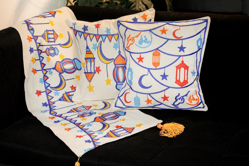 طقم رانر و٢ كفر كوشن تطريز - Embroidered runner & 2 cushion cover set