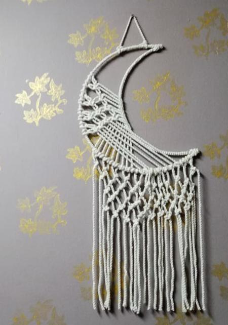تعليقة مكرمية - Macramé hanging ornament